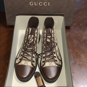 Authentic Gucci GG supreme leather sneakers